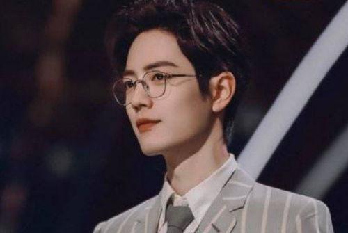 二人转圈内爆料肖战,揭秘二人转圈内爆料背后的真相 第2张 二人转圈内爆料肖战,揭秘二人转圈内爆料背后的真相 第2张