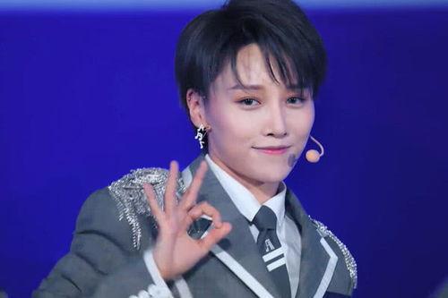 刘雨昕爆料最新视频大全,精彩瞬间大盘点 第2张 刘雨昕爆料最新视频大全,精彩瞬间大盘点 第2张